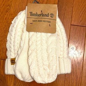 Timberland Cream Hat and Mitten Set